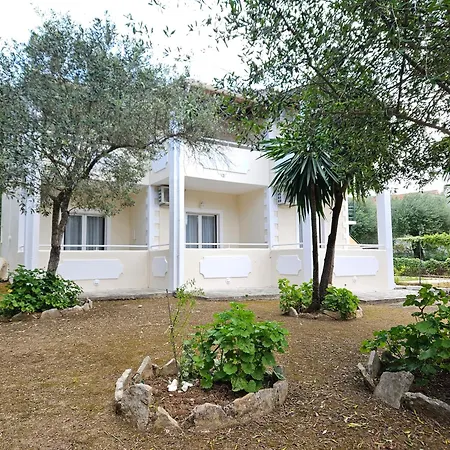 Apartment Elena Ipsos